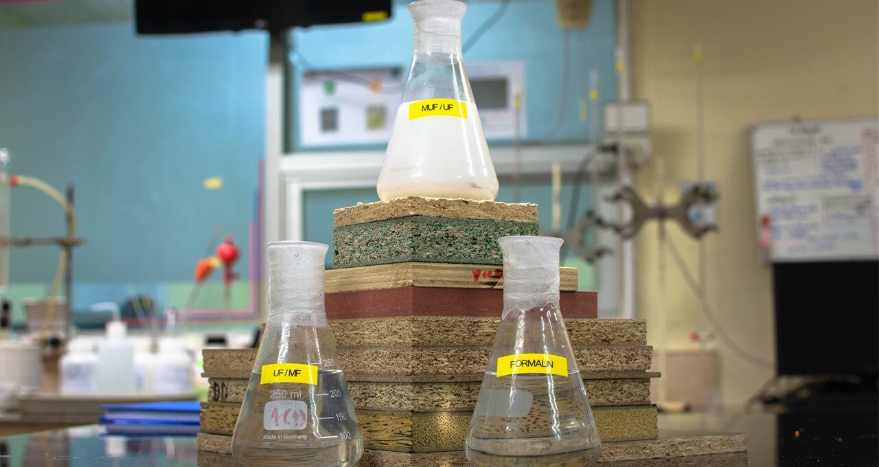 Các loại Keo dán ép ván gỗ công nghiệp phổ biến